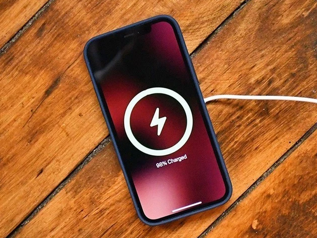 衡东苹果手机维修分享iPhone 12可以随便充电吗 